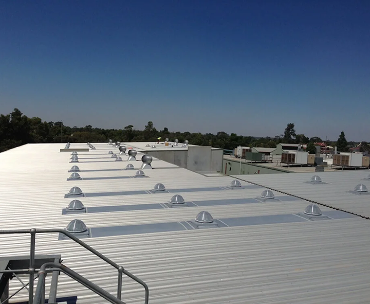 New gutter installation Gold Coast – modern Colorbond fascia and roof guttering on a residential home.